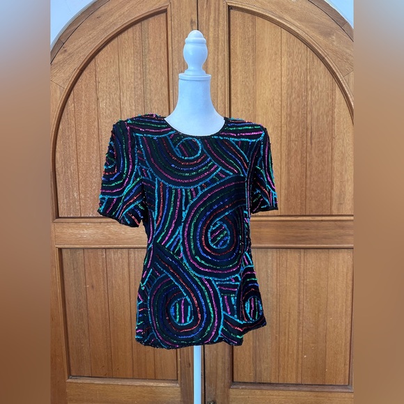 Mark & John by Gopal Vintage women’s Black SILK blouse with rainbow sequins - Picture 2 of 8